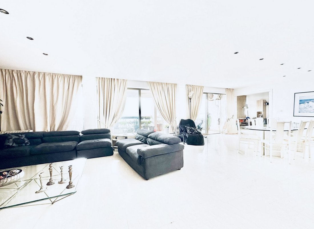 Apartment in South Athens, Attica, Greece 4 - 18474015