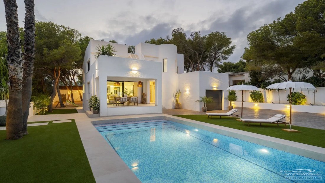 Villa in Zona de Mascarat, Valencian Community, Spain 1 - 18474545