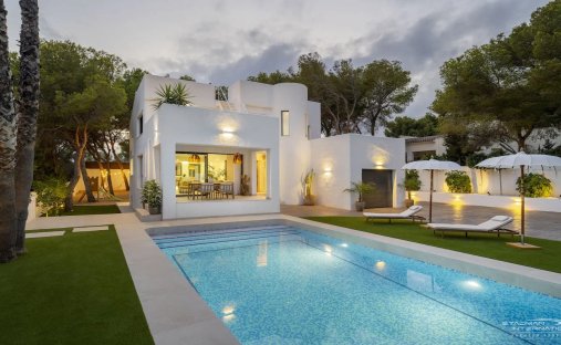 Villa in Zona de Mascarat, Valencian Community, Spain 1