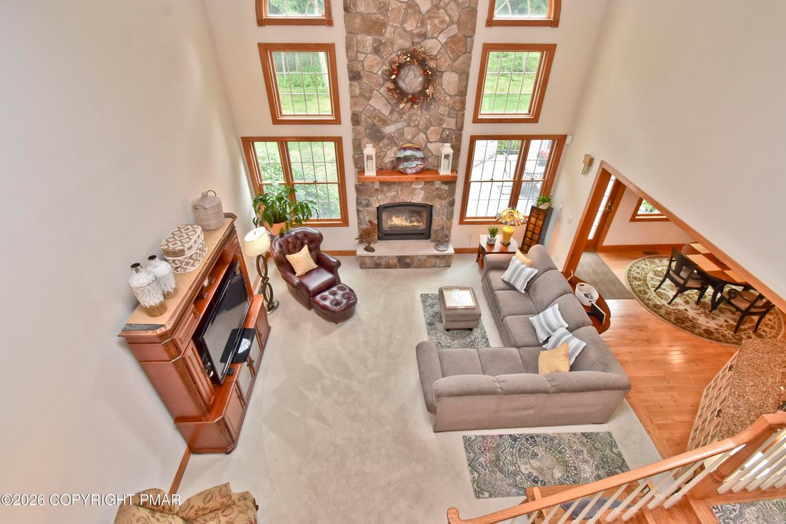 House in Pocono Pines, Pennsylvania, United States 2 - 18473561