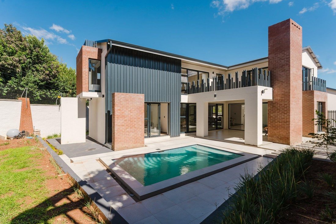 House in Beverley, Gauteng, South Africa 2 - 18473978