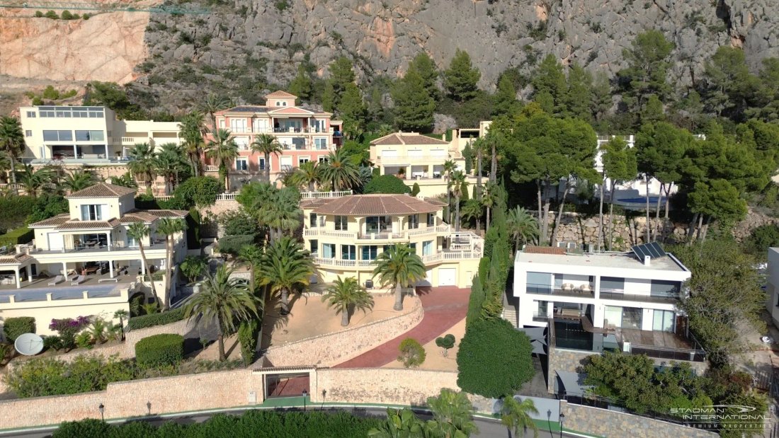 Villa in Zona de Mascarat, Valencian Community, Spain 3 - 18474205