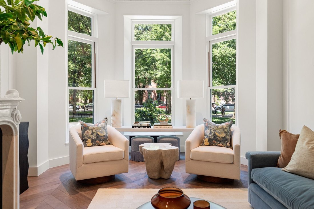 Condo in Boston, Massachusetts, United States 1 - 17710771