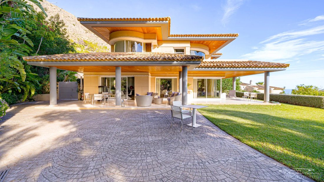 Villa in Zona de Mascarat, Valencian Community, Spain 2 - 18475082
