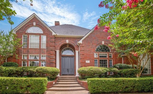 House in Plano, Texas, United States 1