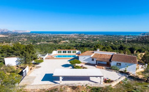 Villa in Altea, Valencian Community, Spain 1