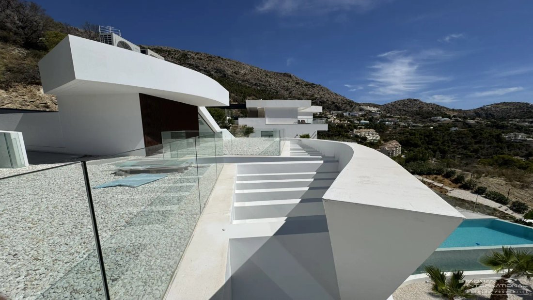 Villa in Zona de Mascarat, Valencian Community, Spain 4 - 18474254