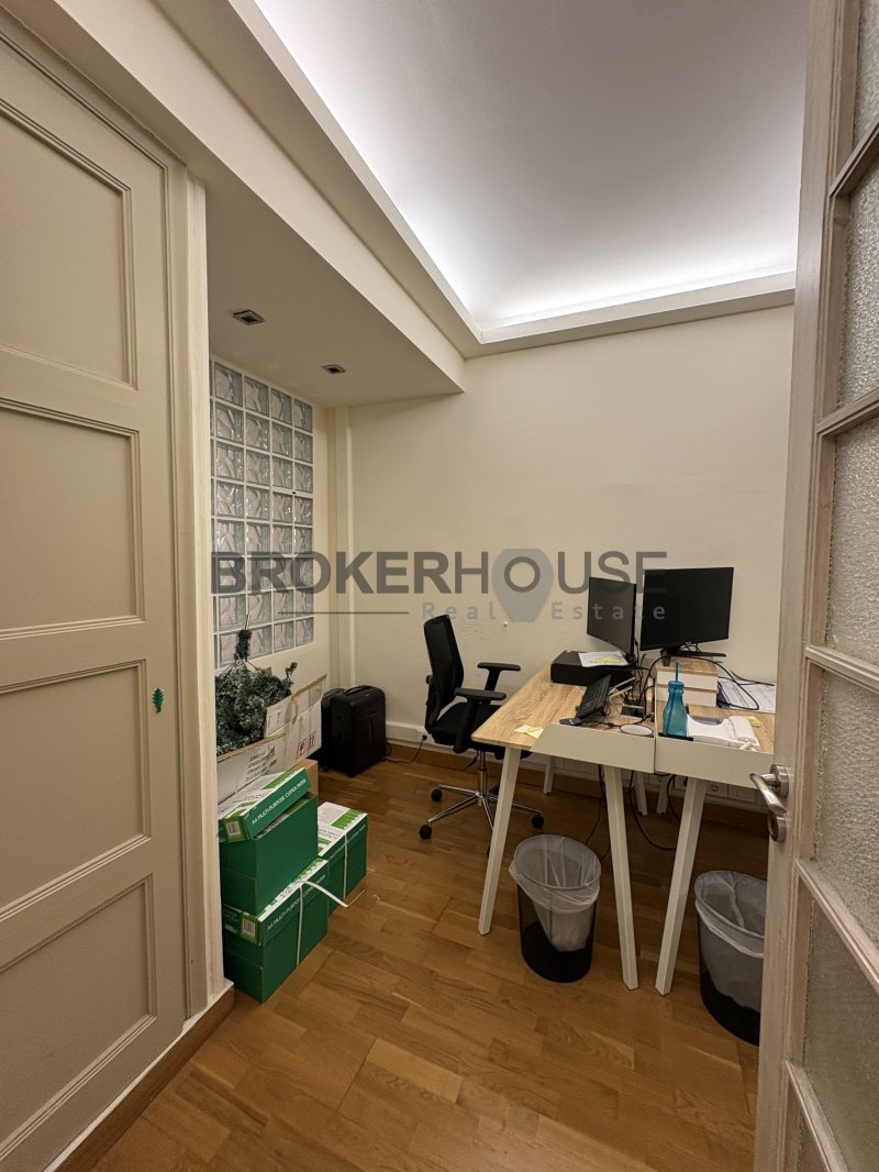 Apartment in Sunoikia Kolonakiou, 1st District of Athens, Athens 2 - 18473342