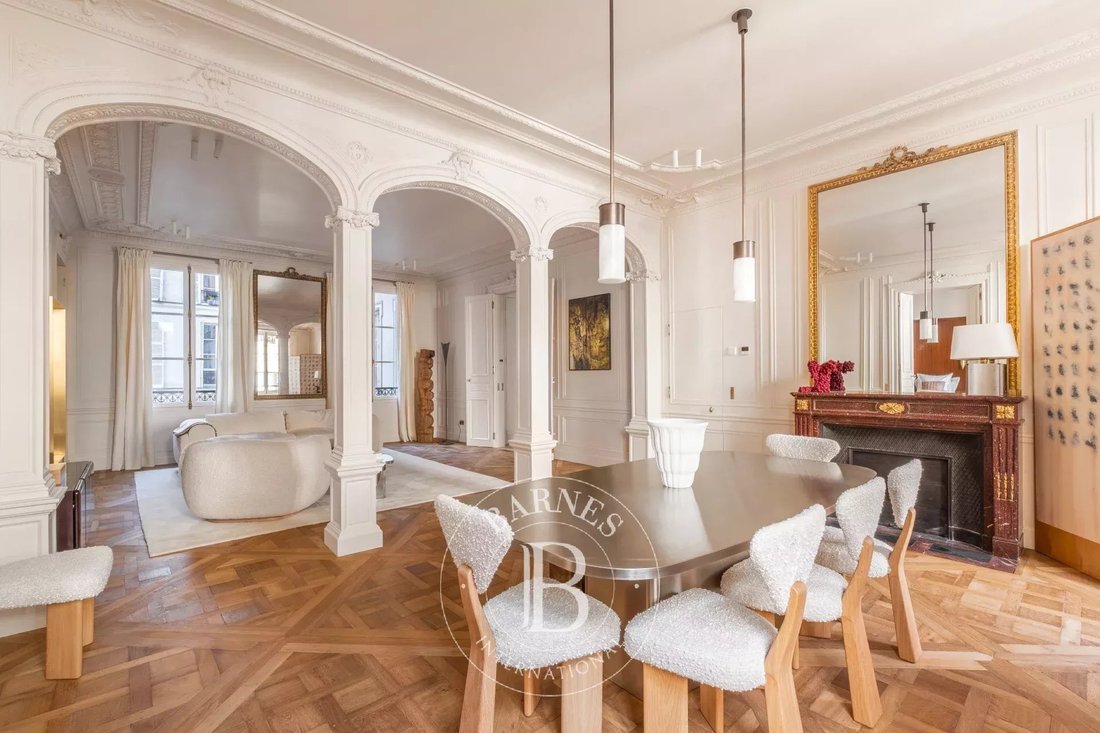 Apartment in Saint Germain des Prés, Paris 6e Arrondissement, Paris 1 - 18473494