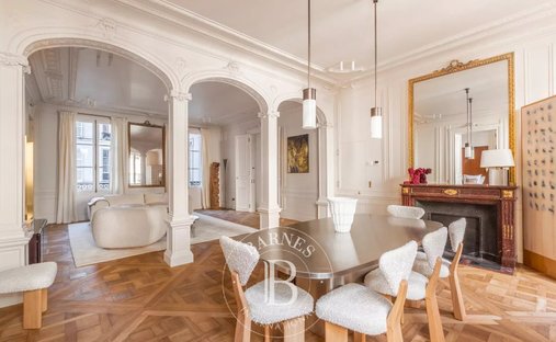 Apartment in Saint Germain des Prés, Paris 6e Arrondissement, Paris 1