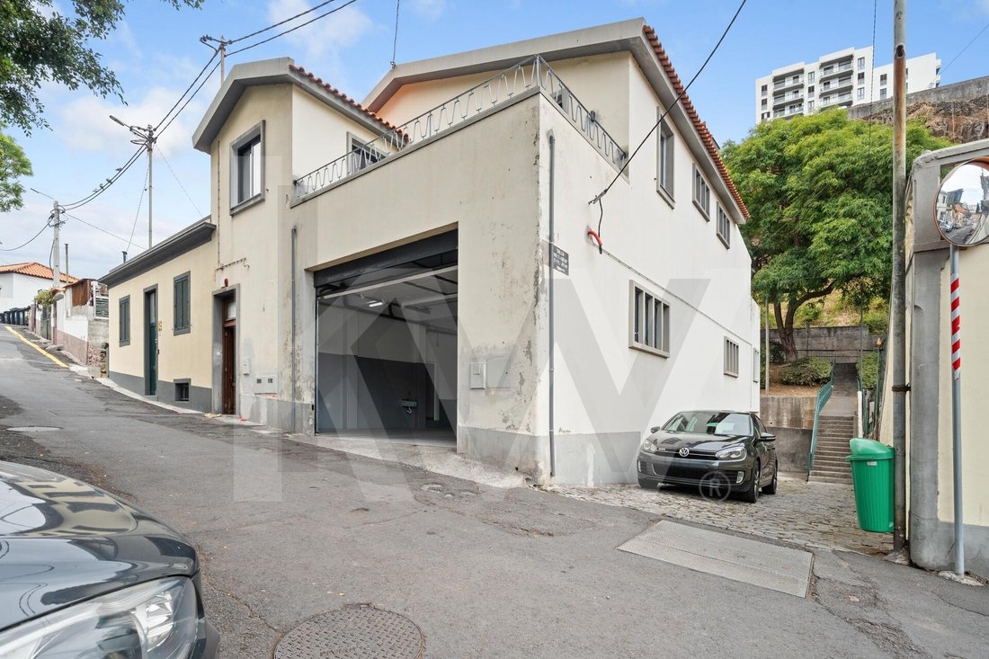 House in Sao Pedro, Madeira, Portugal 1 - 18473583