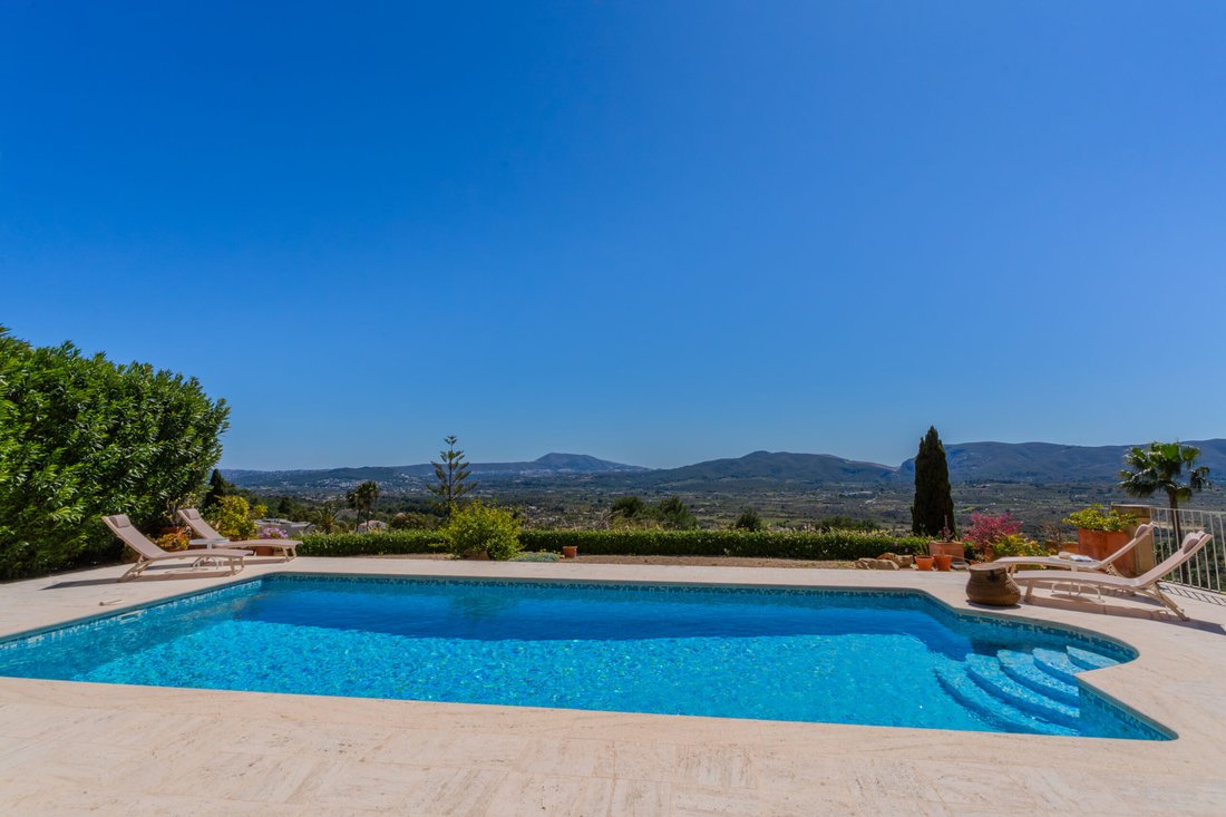 Villa in Xabia / Javea, Valencian Community, Spain 2 - 18474612