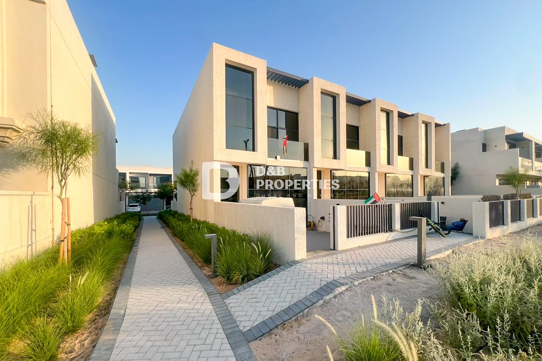 Townhouse in Jebel Ali Village, Dubai, United Arab Emirates 1 - 18473675