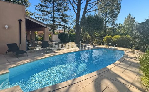 House in Ville-Basse, Montelimar, France 1
