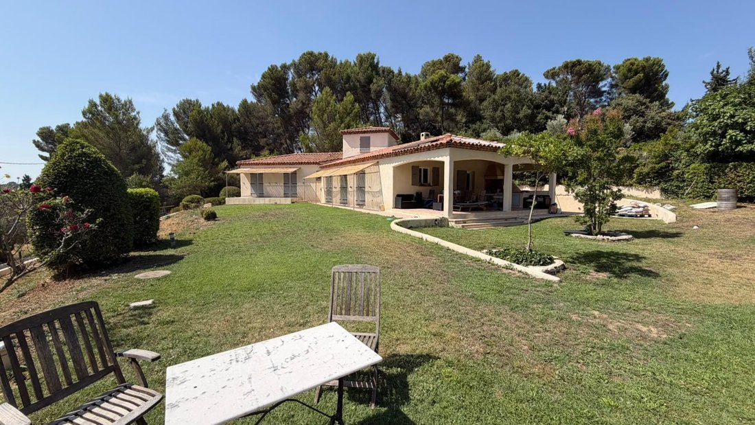 House in Bouc-Bel-Air, Provence-Alpes-Côte d'Azur, France 2 - 18473723