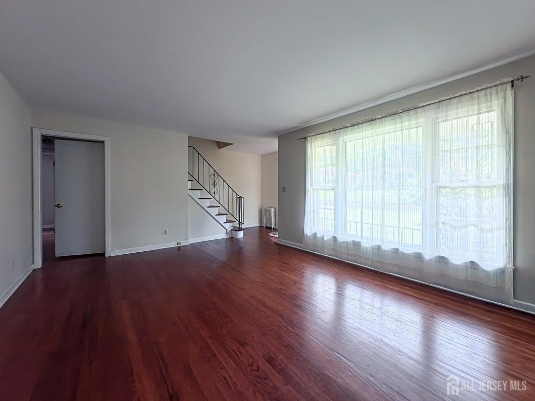 House in Metuchen, New Jersey, United States 3 - 18473563