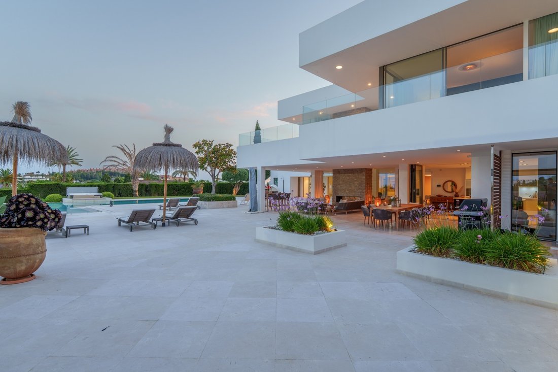 Villa in Nueva Andalucia, Marbella, Spain 5 - 18473845