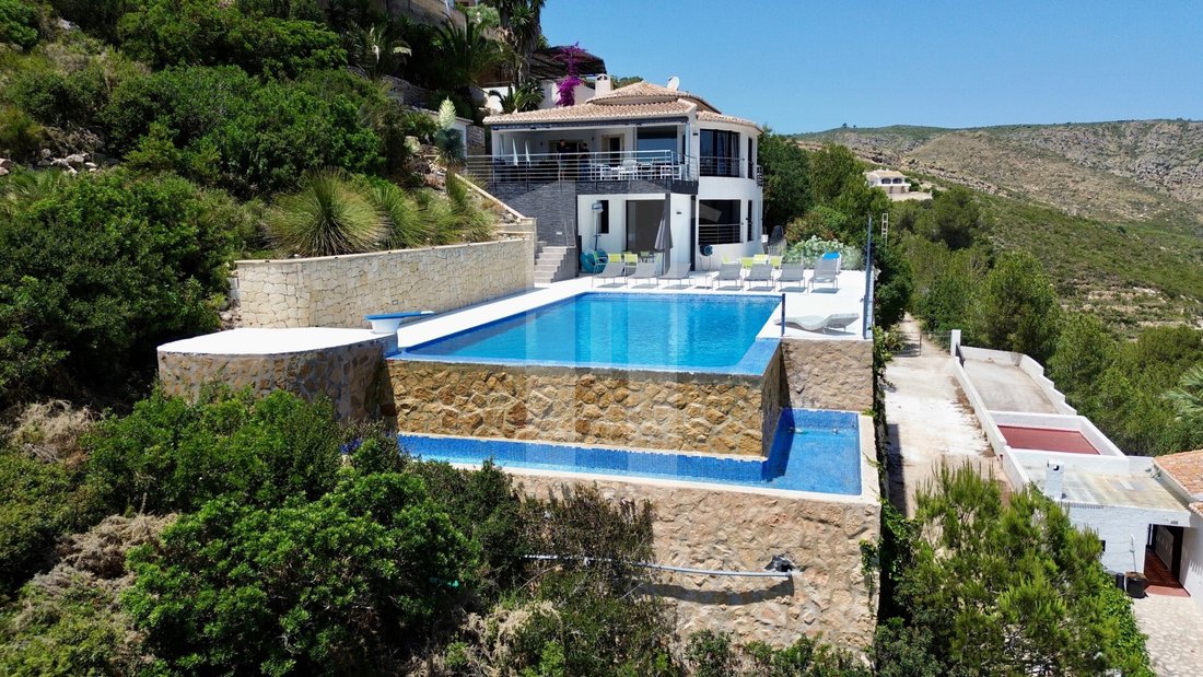 Villa in Xabia / Javea, Valencian Community, Spain 2 - 18474334