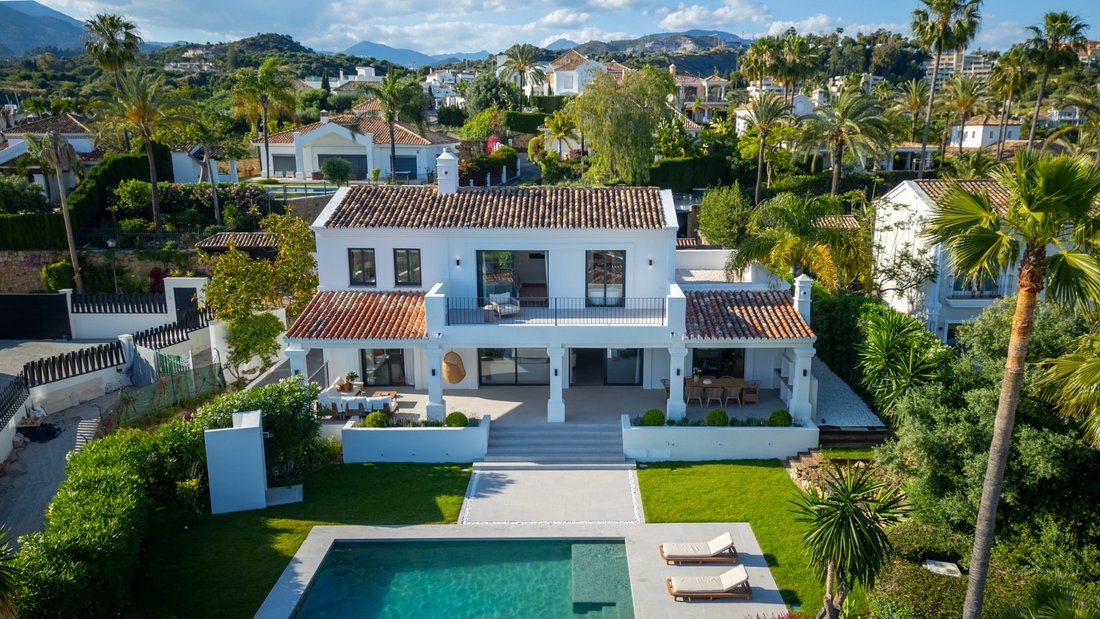 Villa in Nueva Andalucia, Marbella, Spain 5 - 18473774