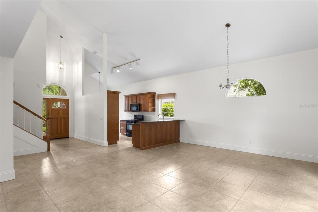 Tampa, Florida, United States 4 - 18473357