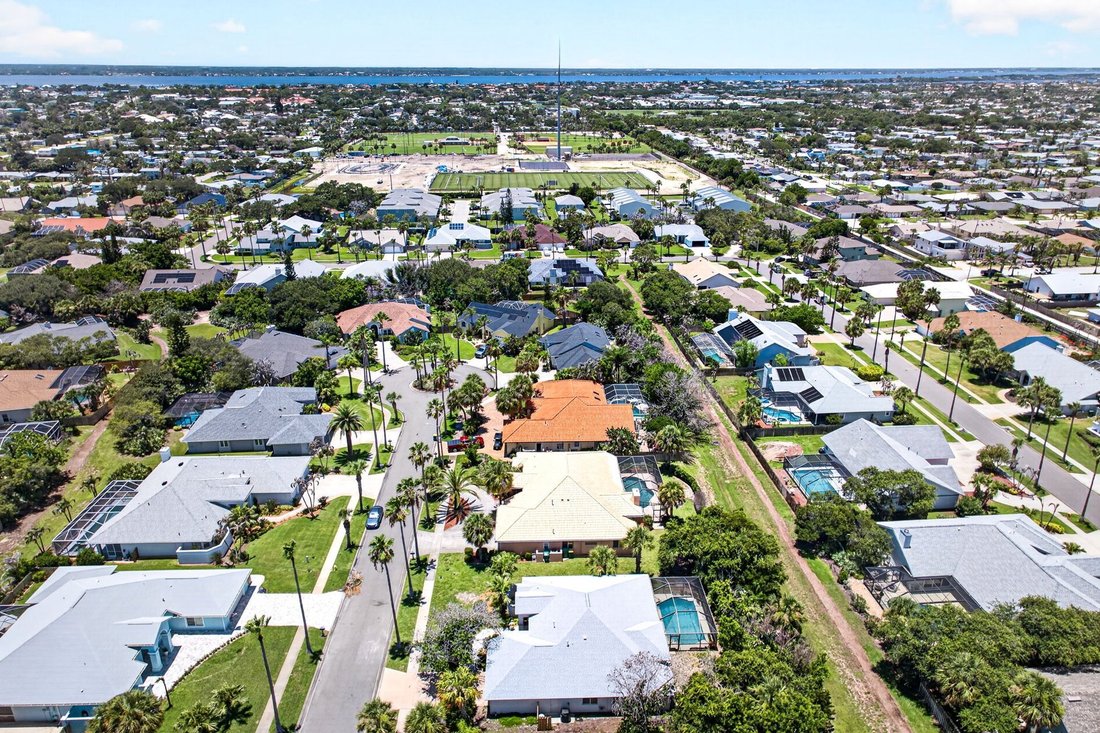 House in Indian Harbour Beach, Florida, United States 5 - 18473793