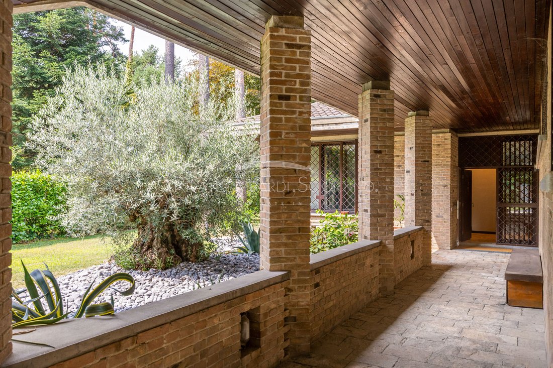 Villa in Appiano Gentile, Lombardei, Italien 5 - 18473284