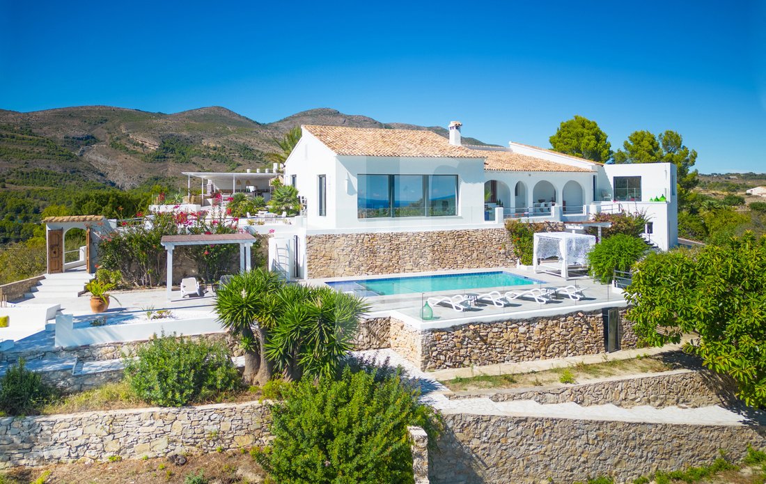 Villa in Benissa, Valencian Community, Spain 1 - 18474186