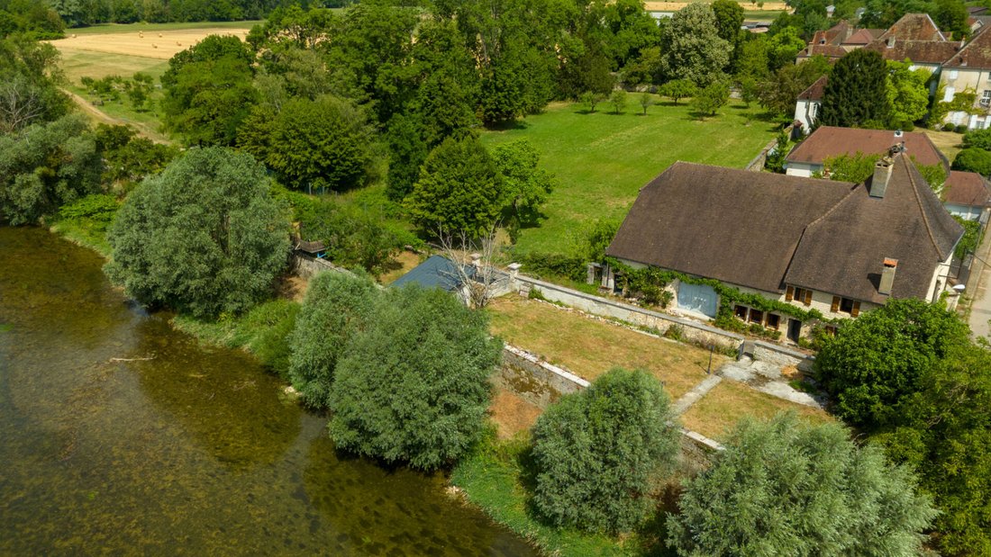 Villa in Port-Lesney, Bourgogne – Franche-Comté, France 2 - 18473214