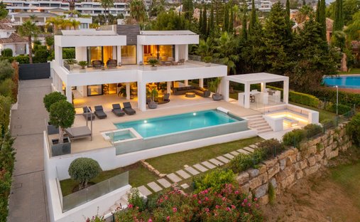 Villa in Nueva Andalucia, Marbella, Spain 1