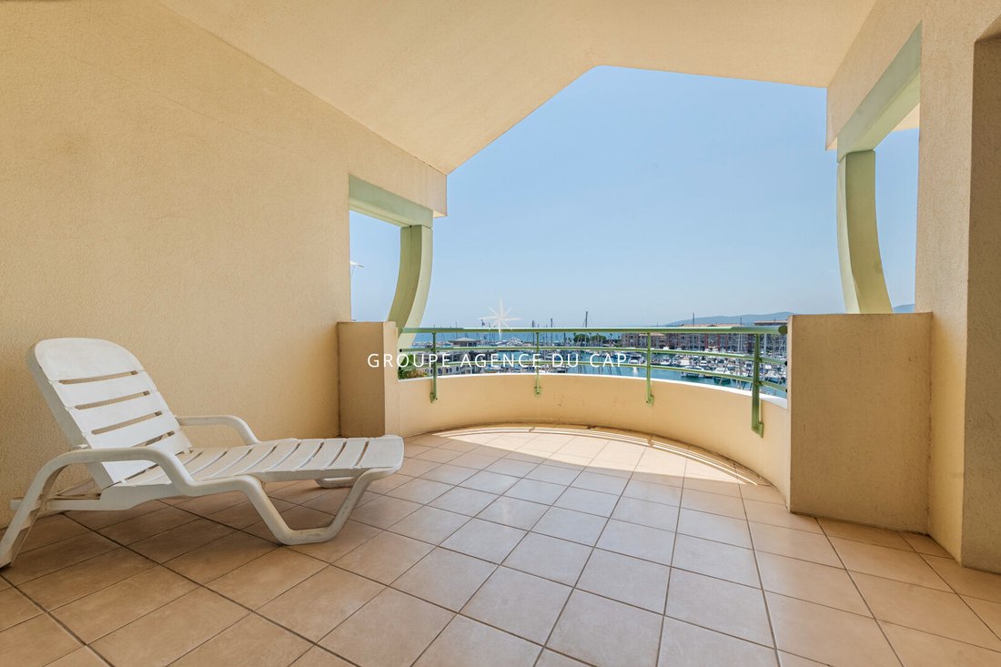 Wohnung in Le Mas Port Fréjus, Fréjus, Frankreich 2 - 18473264
