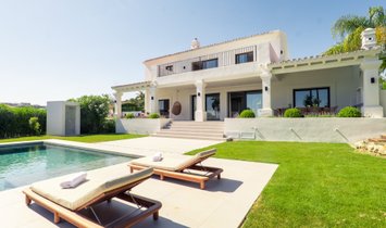 Villa in Nueva Andalucia, Marbella, Spain 1