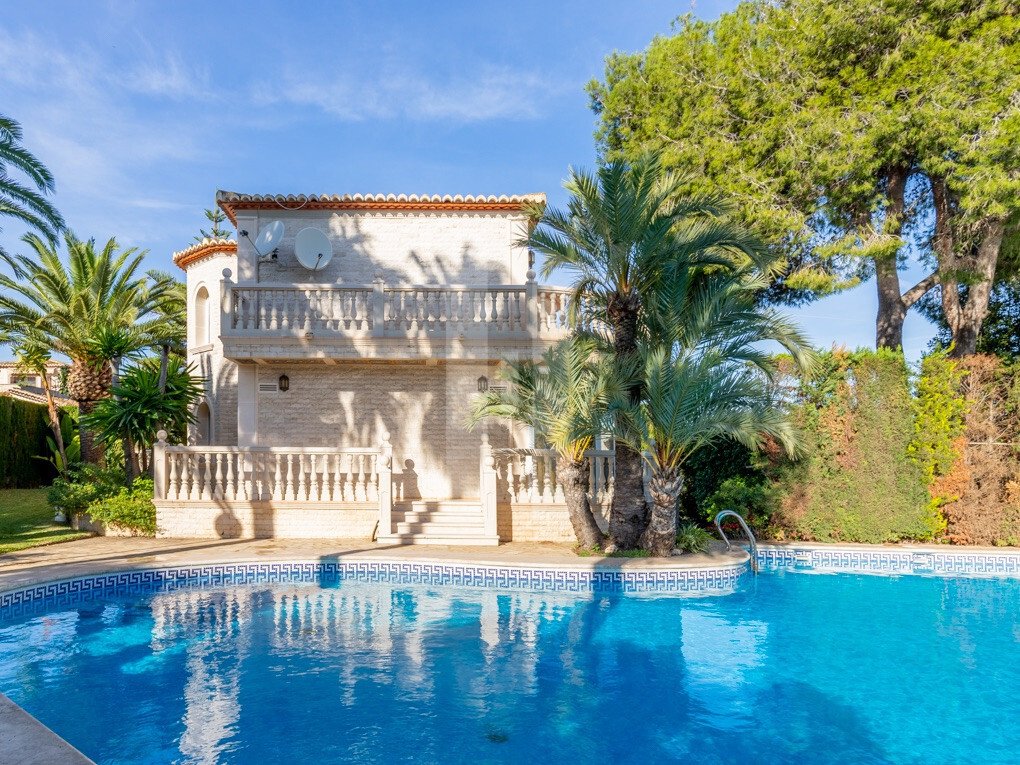 Villa in Xabia / Javea, Valencian Community, Spain 1 - 18474484