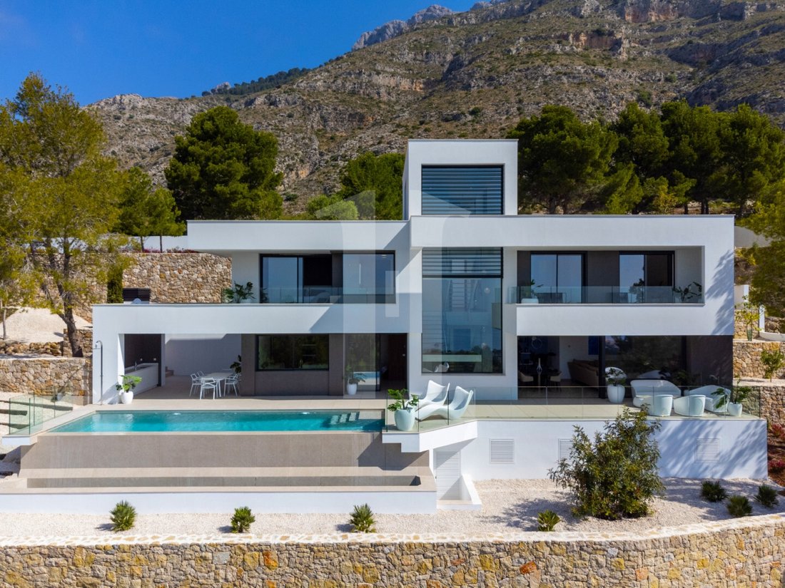 Villa in Altea, Valencian Community, Spain 1 - 18475219