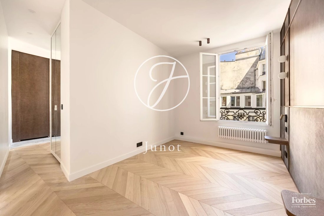 Apartment in Les Halles, Paris 1er Arrondissement, Paris 5 - 18473772