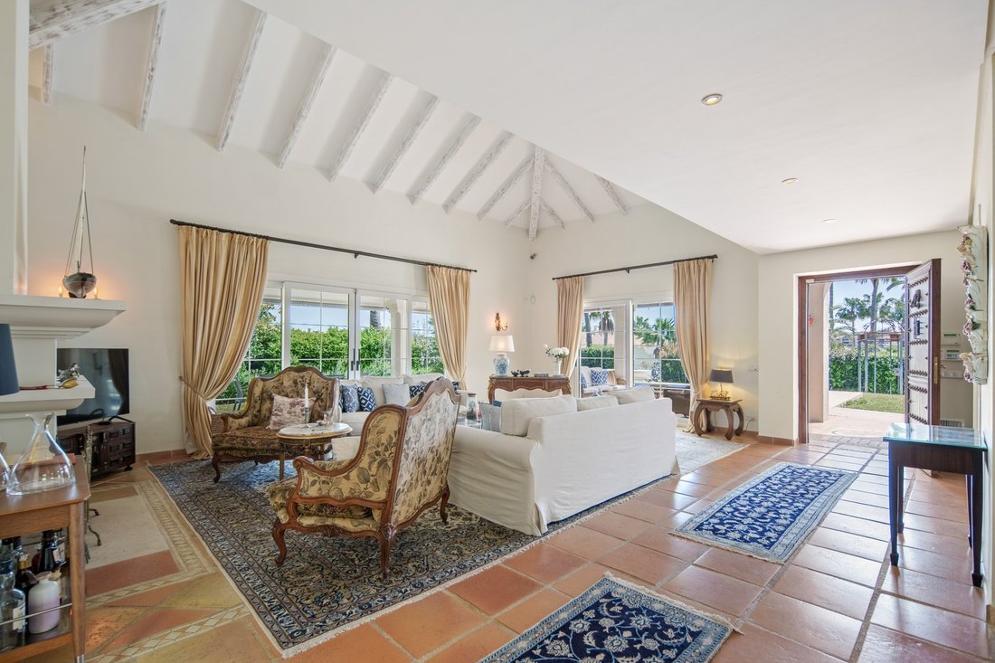Villa en Nueva Andalucía, Marbella, España 4 - 18473768
