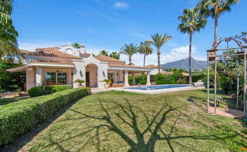 Villa en Nueva Andalucía, Marbella, España 1