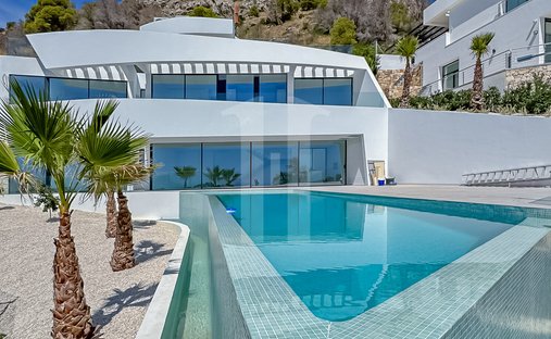Villa in Zona de Mascarat, Valencian Community, Spain 1