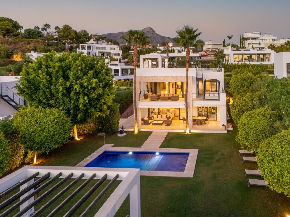 Villa in Nueva Andalucia, Marbella, Spain 1 - 18473763