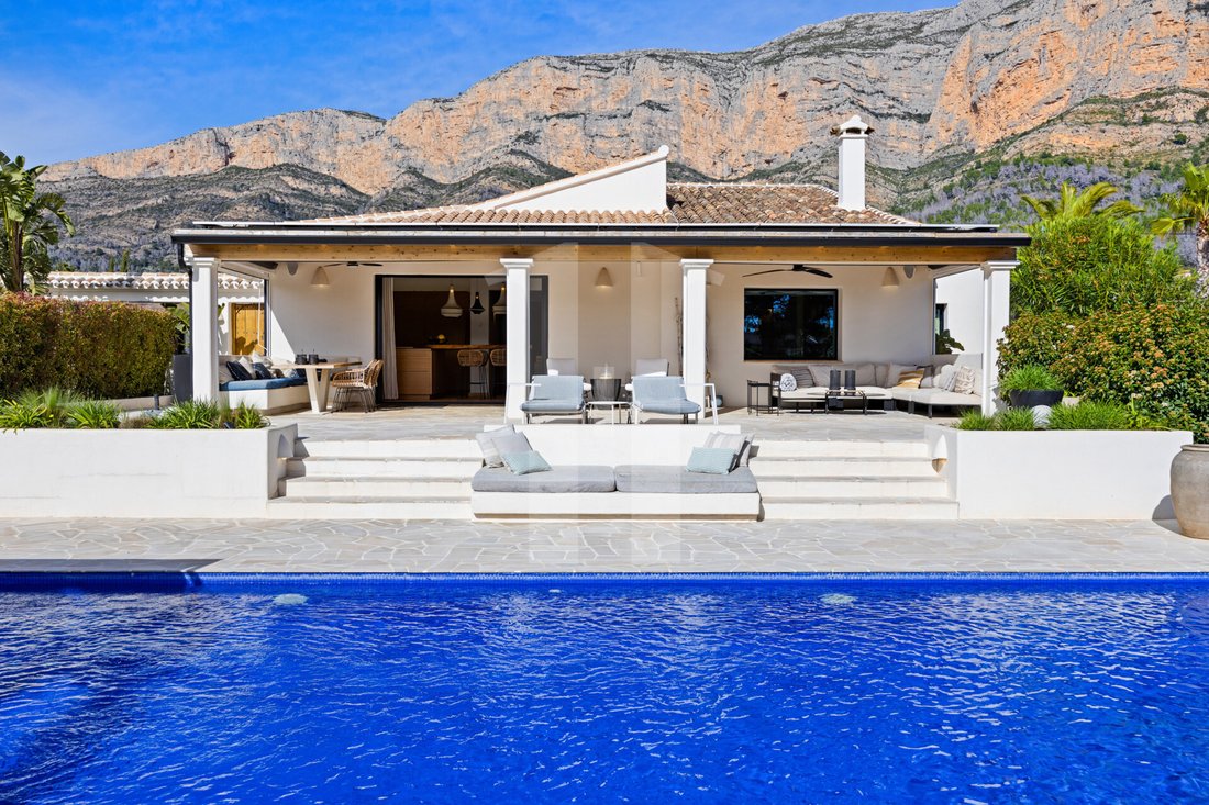 Villa in Xabia / Javea, Valencian Community, Spain 3 - 18474425