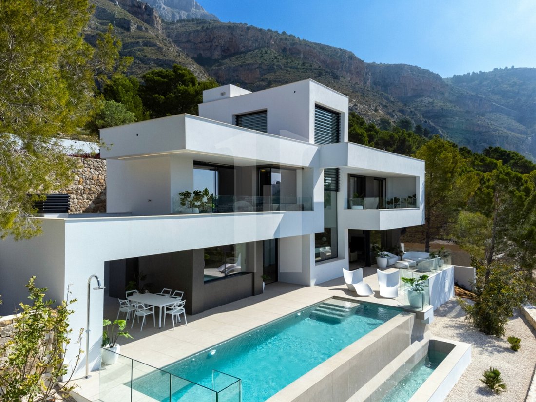 Villa in Altea, Valencian Community, Spain 2 - 18475219