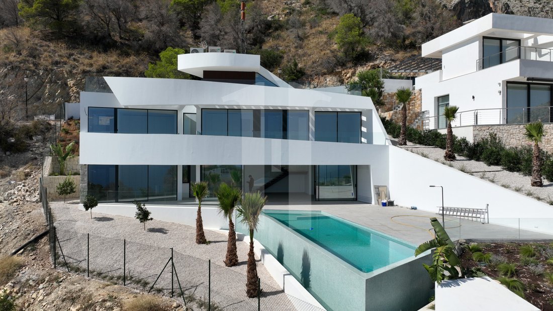 Villa in Zona de Mascarat, Valencian Community, Spain 2 - 18474150