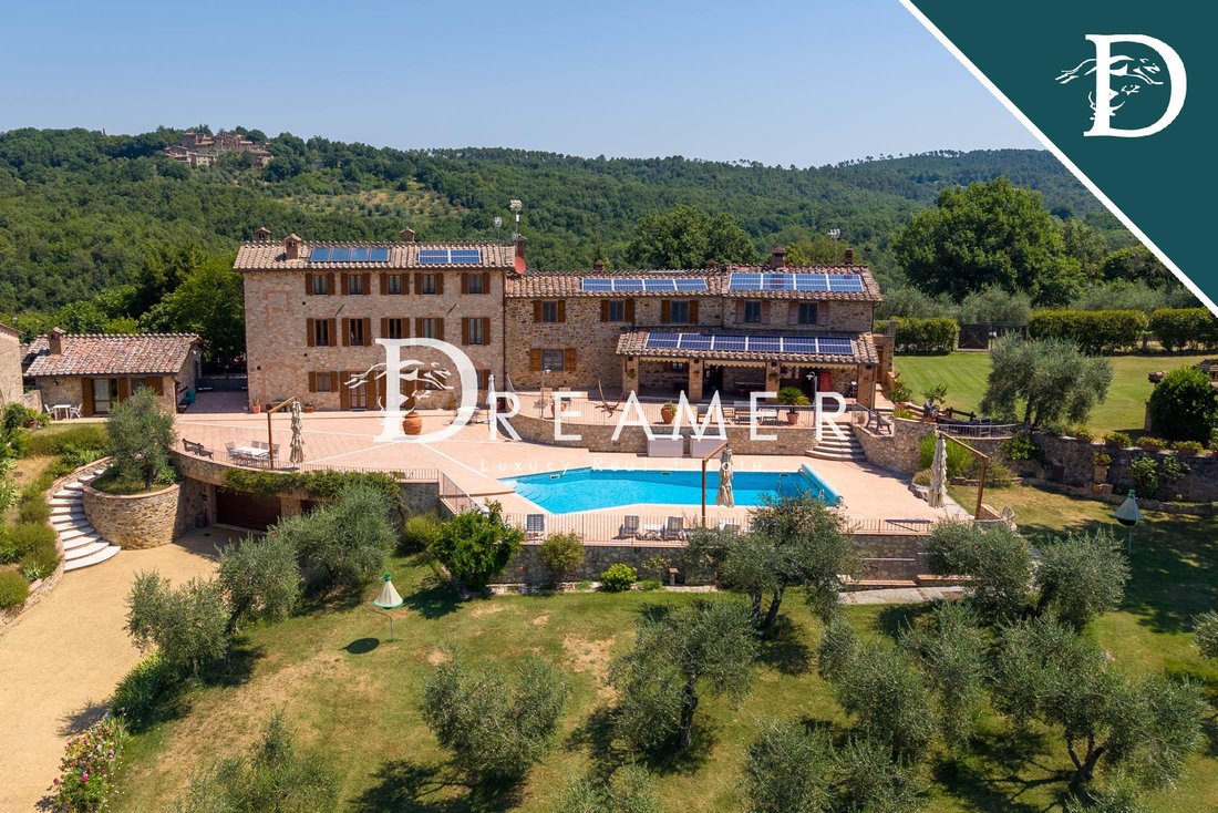 Villa en Monticiano, Toscana, Italia 1 - 18434121