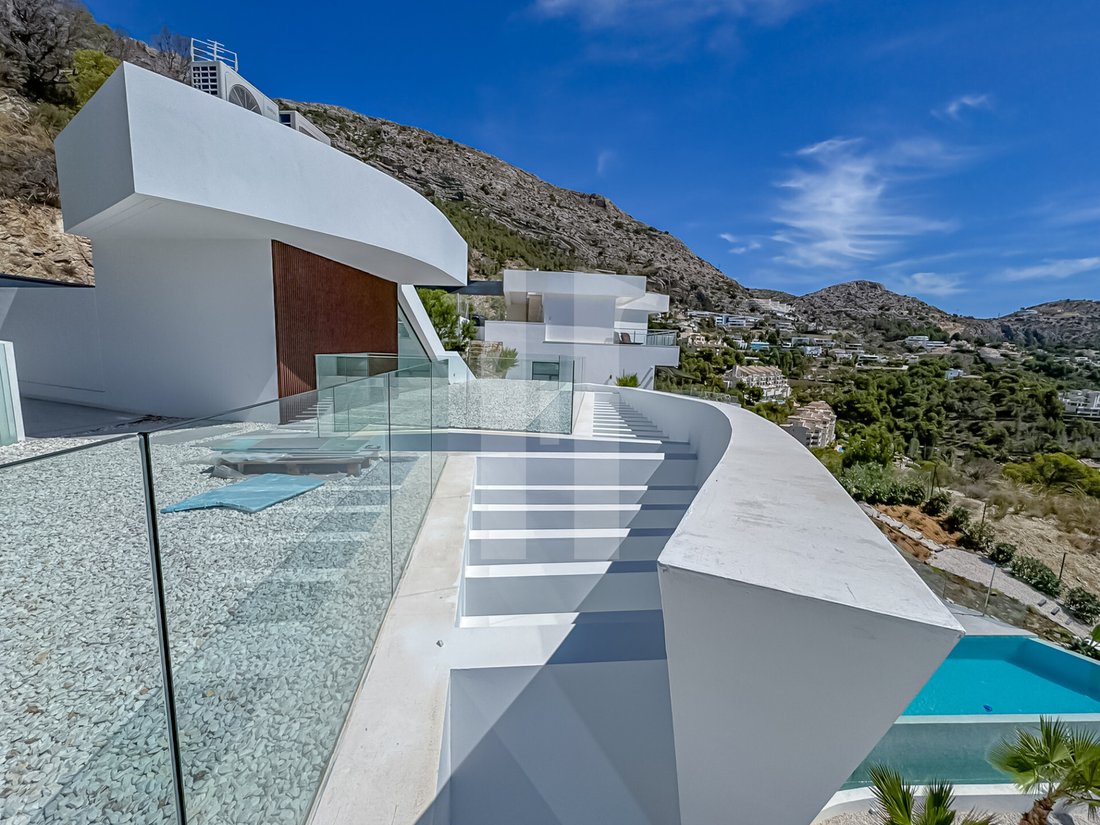 Villa in Zona de Mascarat, Valencian Community, Spain 5 - 18474150