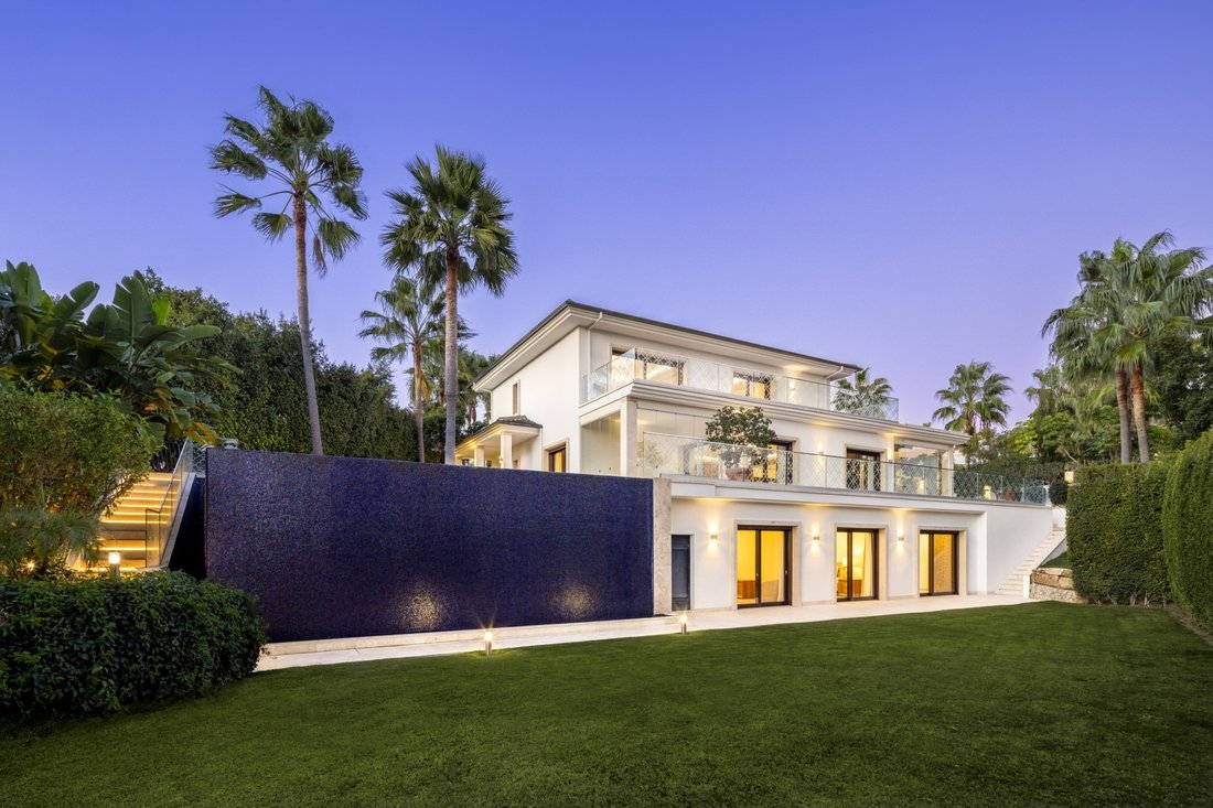 Villa in Nueva Andalucia, Marbella, Spain 1 - 18473837
