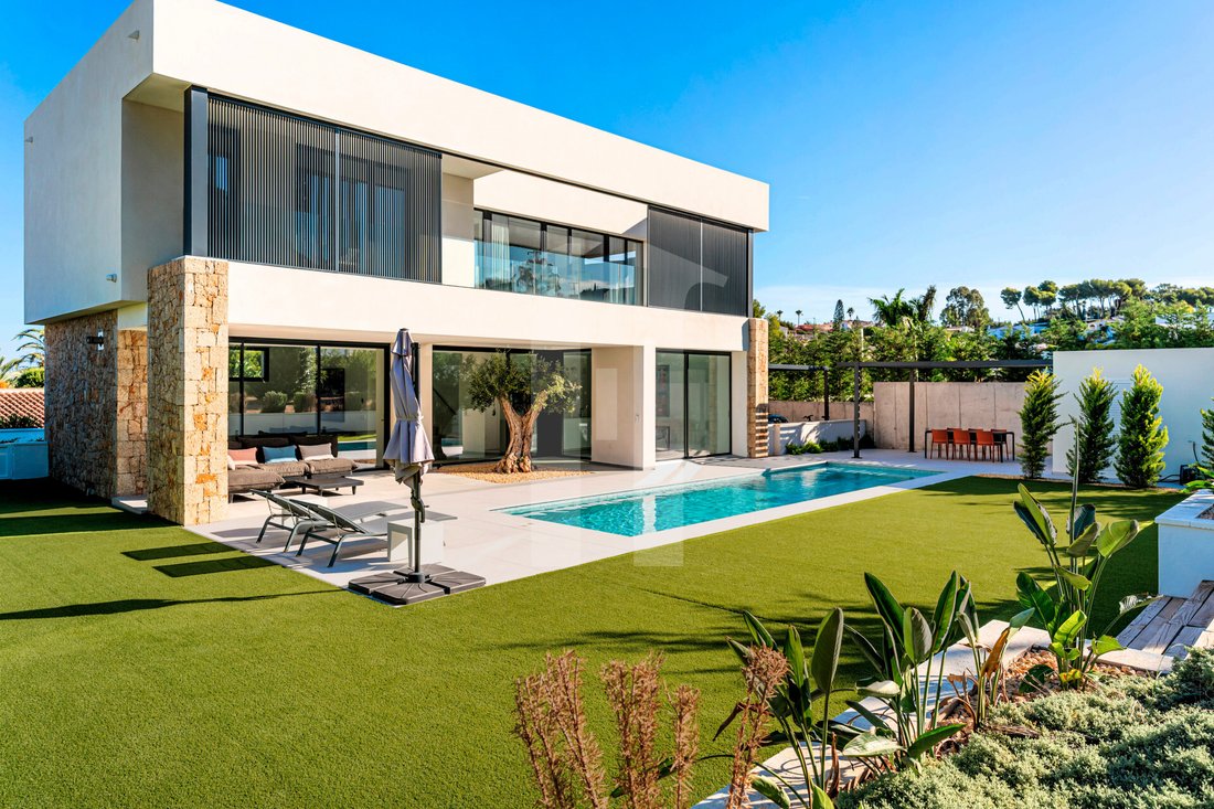 Villa in Denia, Valencian Community, Spain 1 - 18474804
