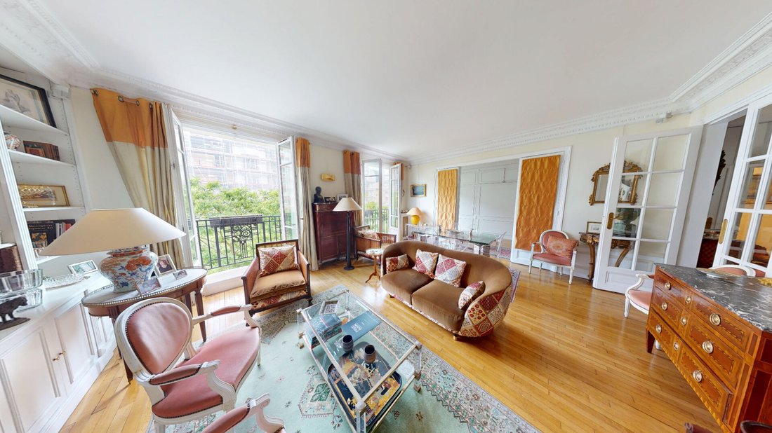 Apartment in Auteuil Sud, Paris 16e Arrondissement, Paris 2 - 18473178