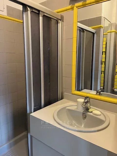 Apartment in Muette Nord, Paris 16e Arrondissement, Paris 4 - 18473756