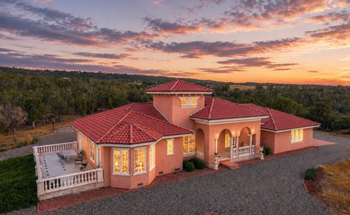 House in Crawford, Colorado, United States 1