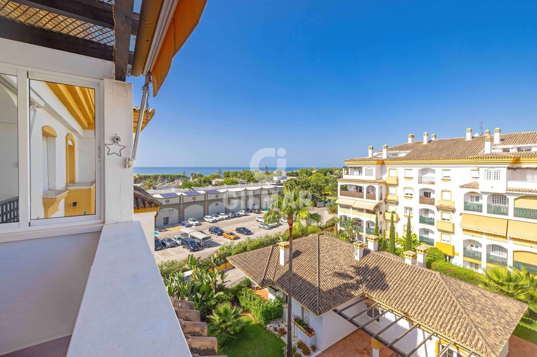 Penthouse in Golden Mile, Andalusia, Spain 1 - 18473502