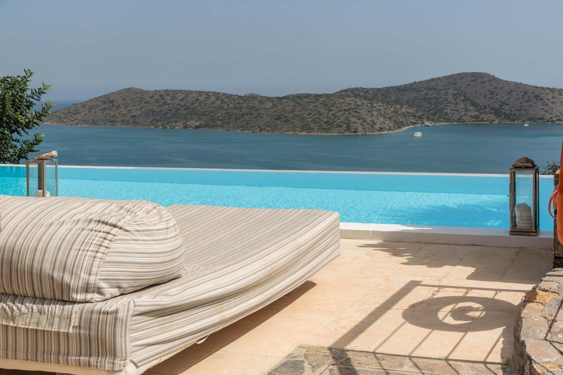 Villa in Community of Elounta, Agios Nikolaos Municipal Unit, Greece 3 - 18473517